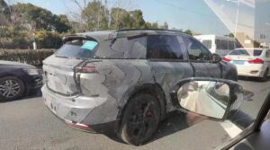 NIO ES6