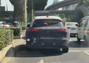 NIO ES5